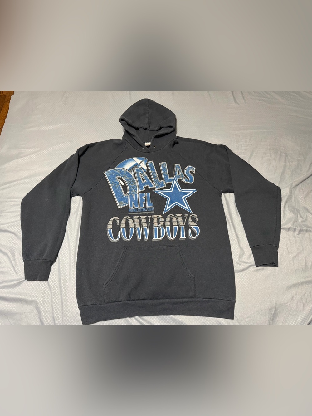 Size XL - Vintage 90s Dallas Cowboys fruit of the loom hoodie made in the USA